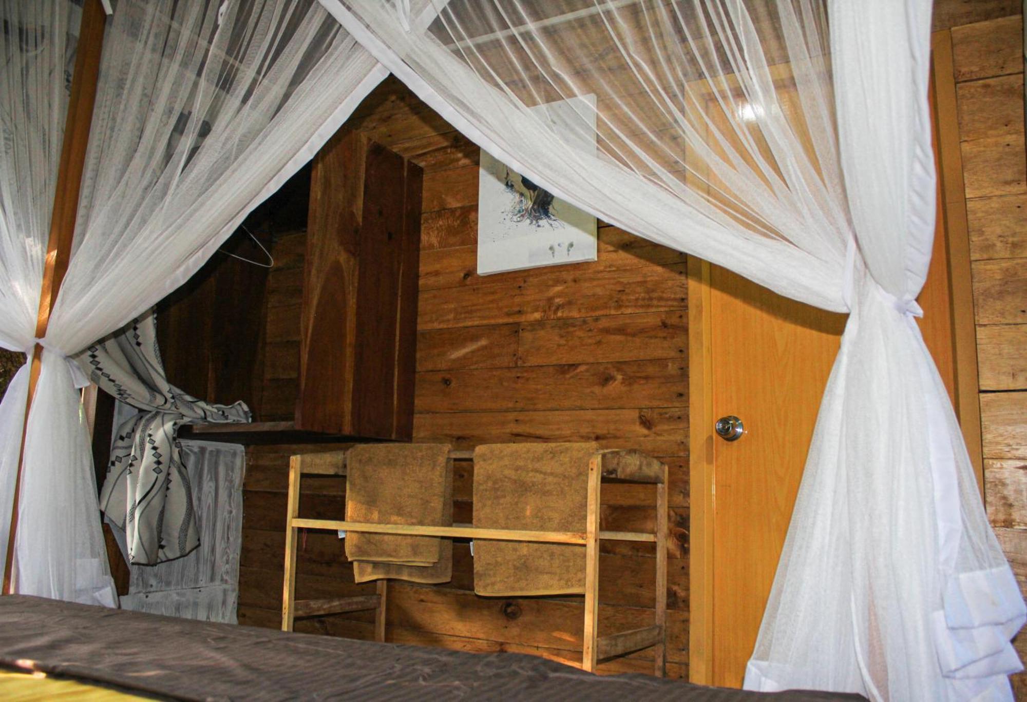 Maison d'hôtes Seasons Four Eco Friendly Treehouse à Matara Extérieur photo