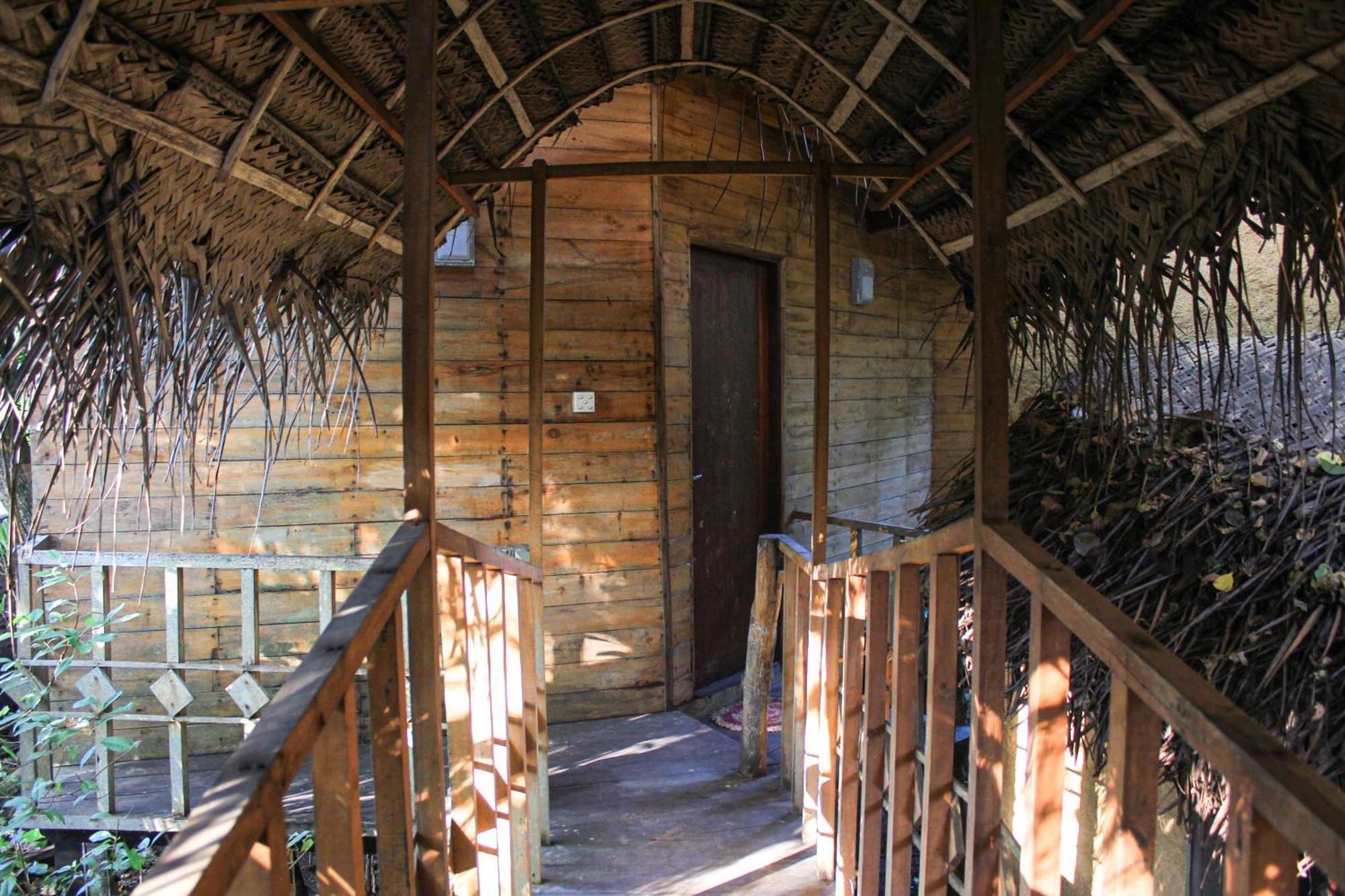 Maison d'hôtes Seasons Four Eco Friendly Treehouse à Matara Extérieur photo