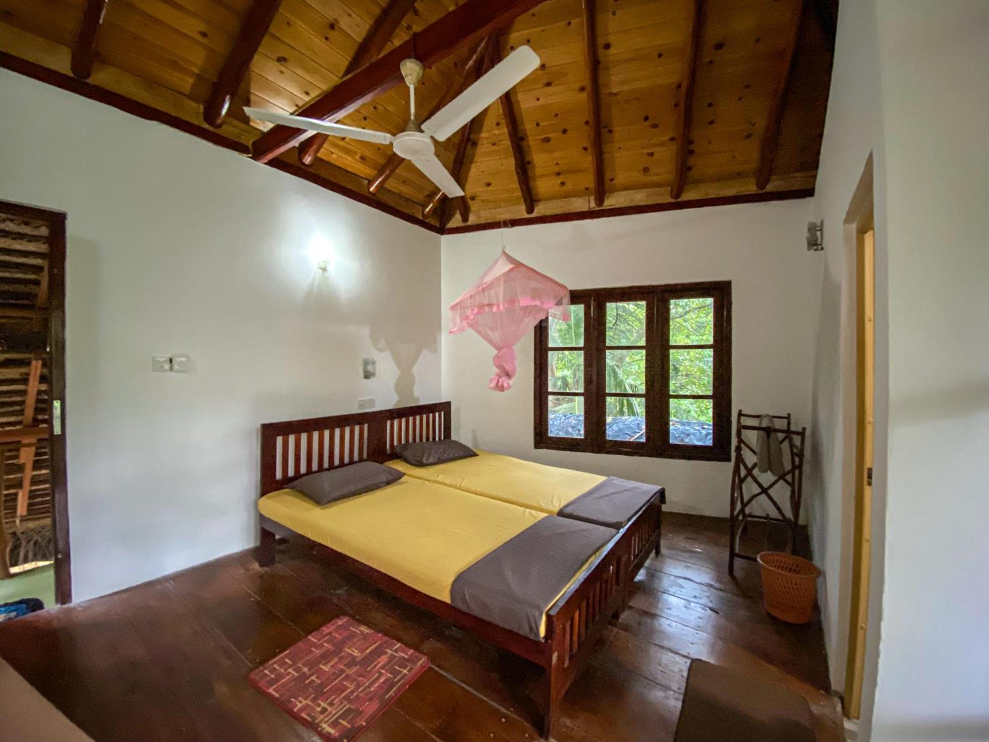 Maison d'hôtes Seasons Four Eco Friendly Treehouse à Matara Extérieur photo