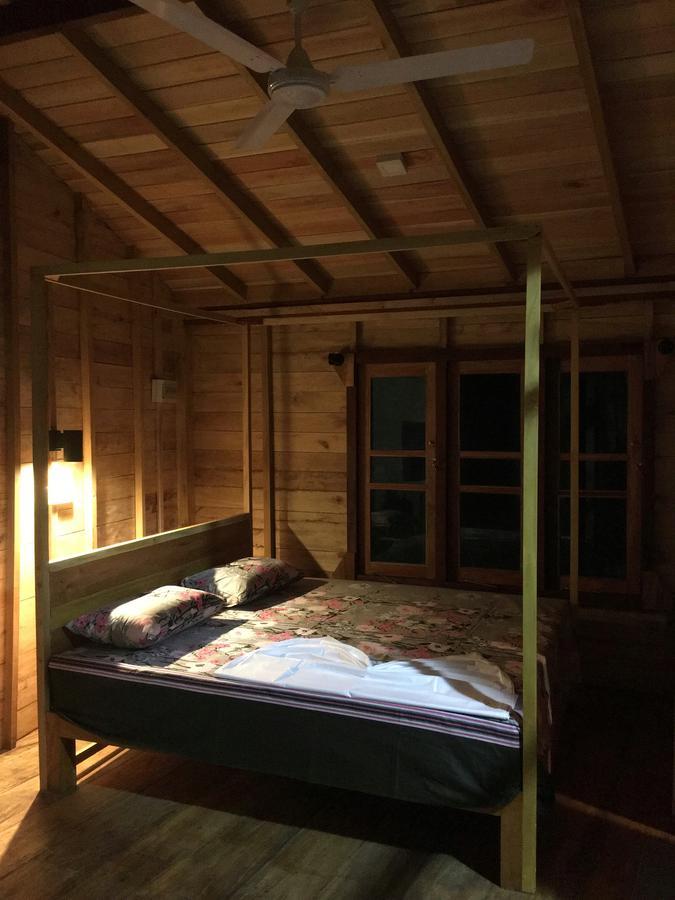 Maison d'hôtes Seasons Four Eco Friendly Treehouse à Matara Extérieur photo