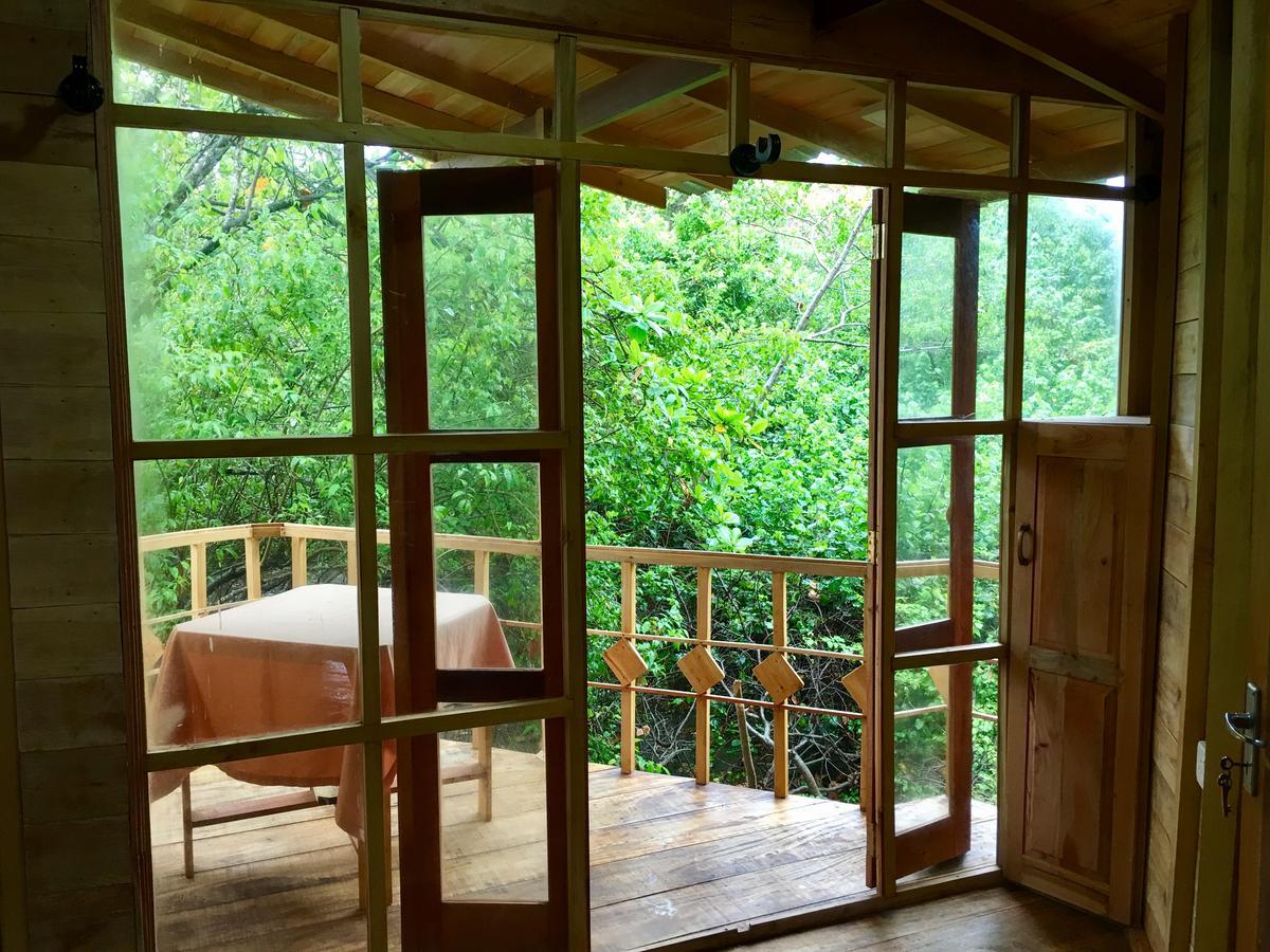 Maison d'hôtes Seasons Four Eco Friendly Treehouse à Matara Extérieur photo